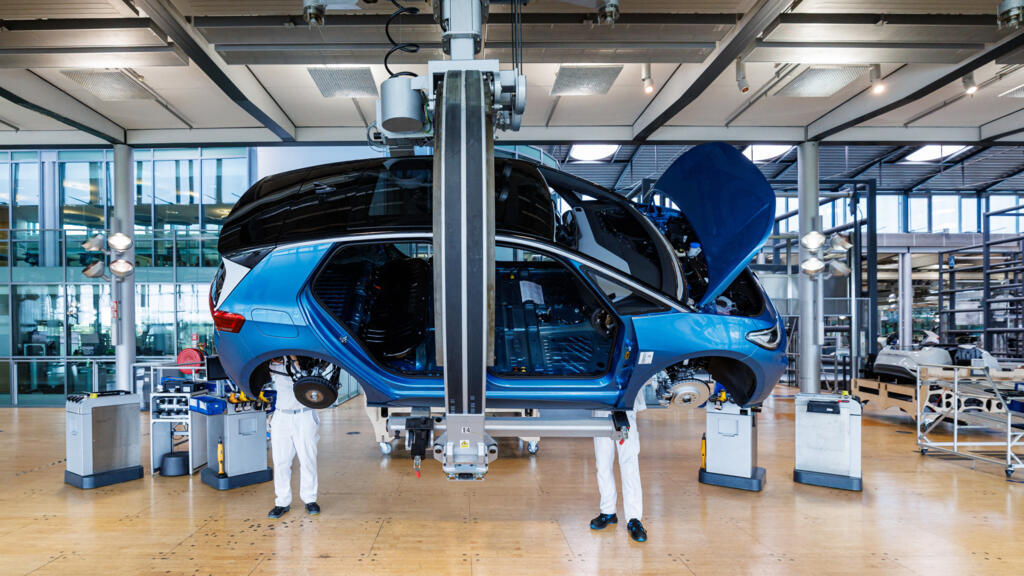 EU Retreats on 2035 Ban for Petrol and Diesel Cars