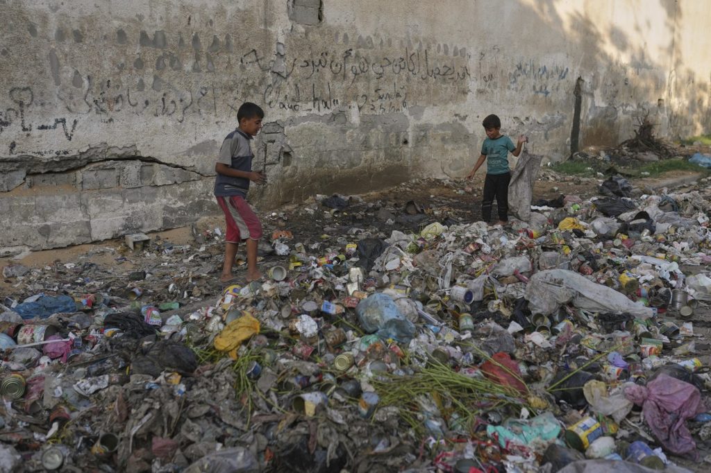 UK to Evacuate Sick Children from Gaza for Treatment