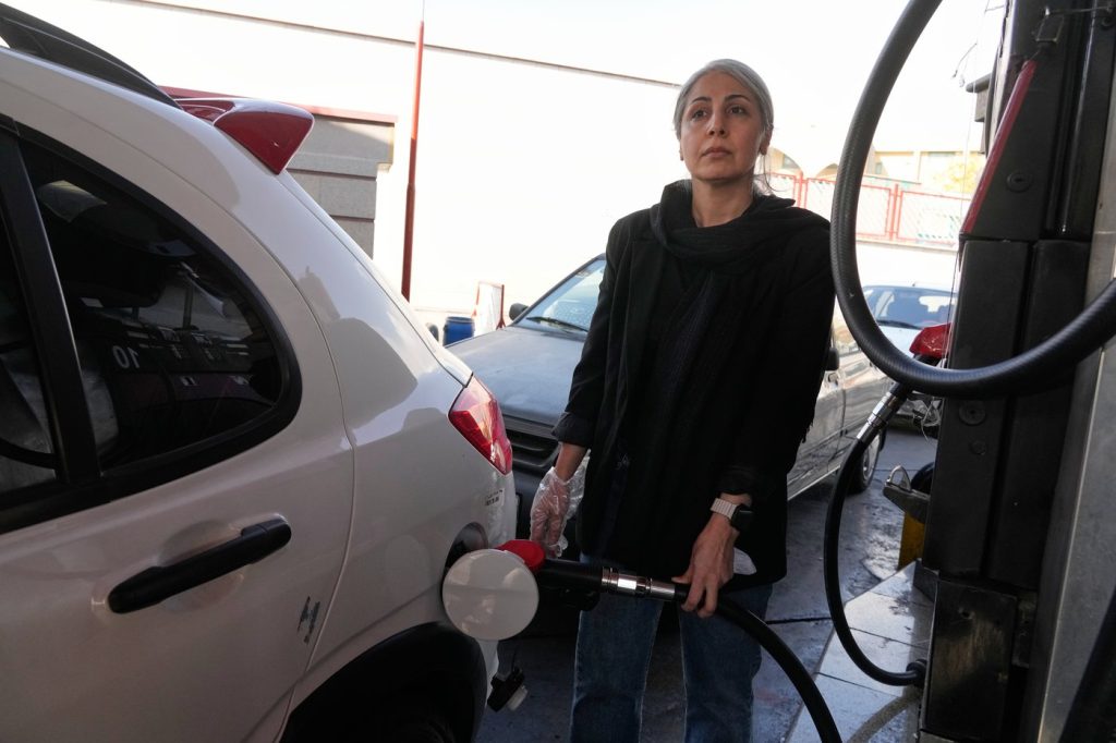 Iran Introduces New Gasoline Pricing Amid Economic Strain