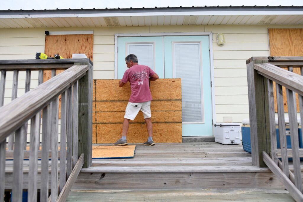 Hurricane Isaias Strikes Gulf Coast with Fury