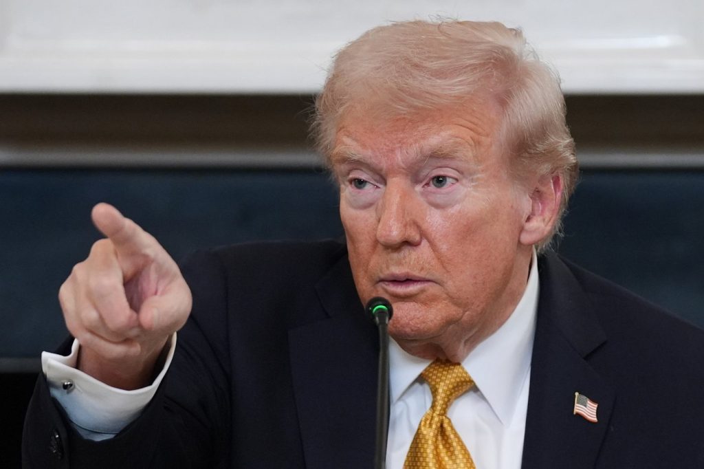 Trump Plans 10% Tariff Increase Over Ontario Ad Dispute