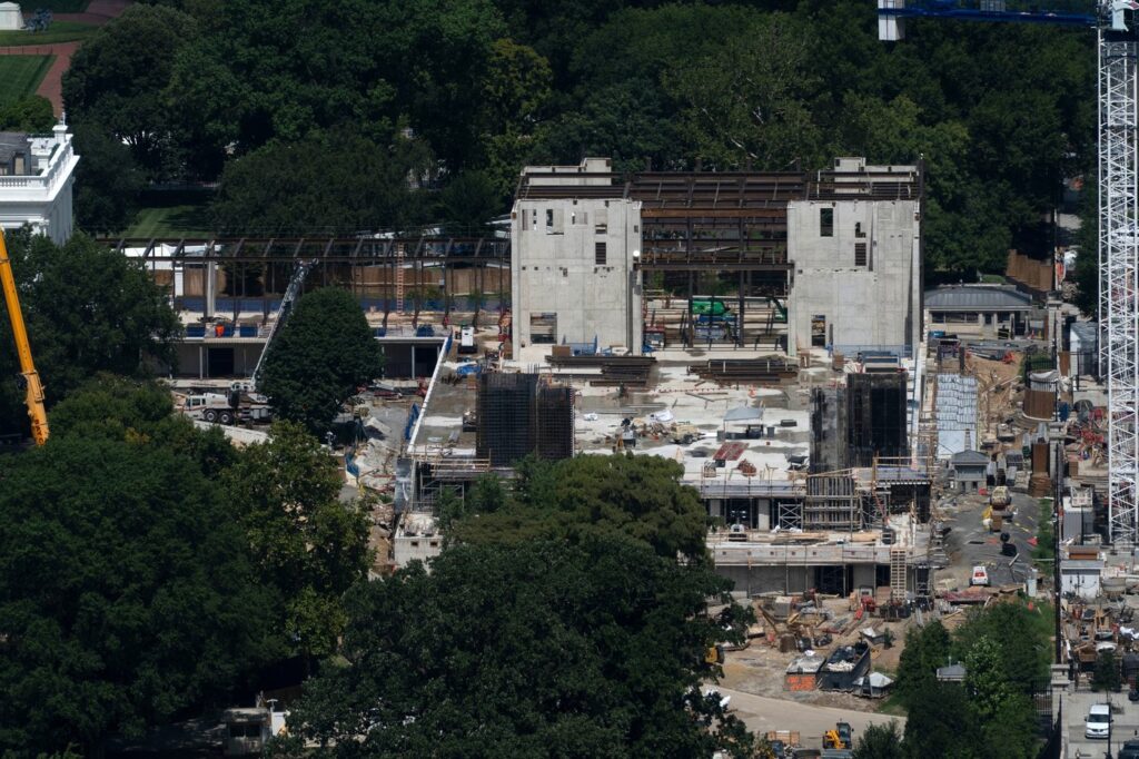 Supreme Court Lets Trump Continue Ballroom Project