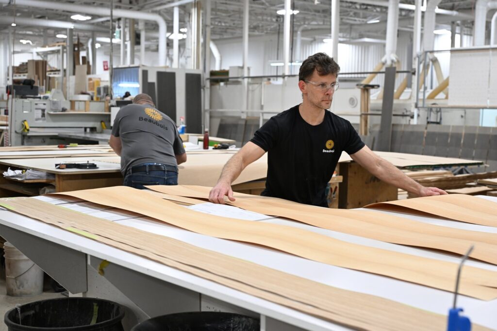 Canada Imposes 25% Tariff on Wood Products