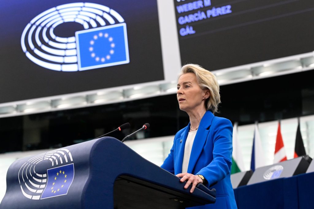 EU's von der Leyen Faces Pressure Amid No-Confidence Votes