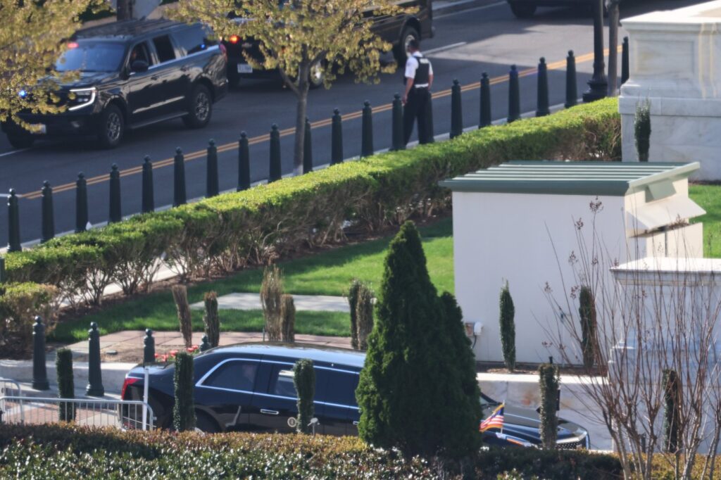 Supreme Court Questions Trump's Birthright Citizenship Order