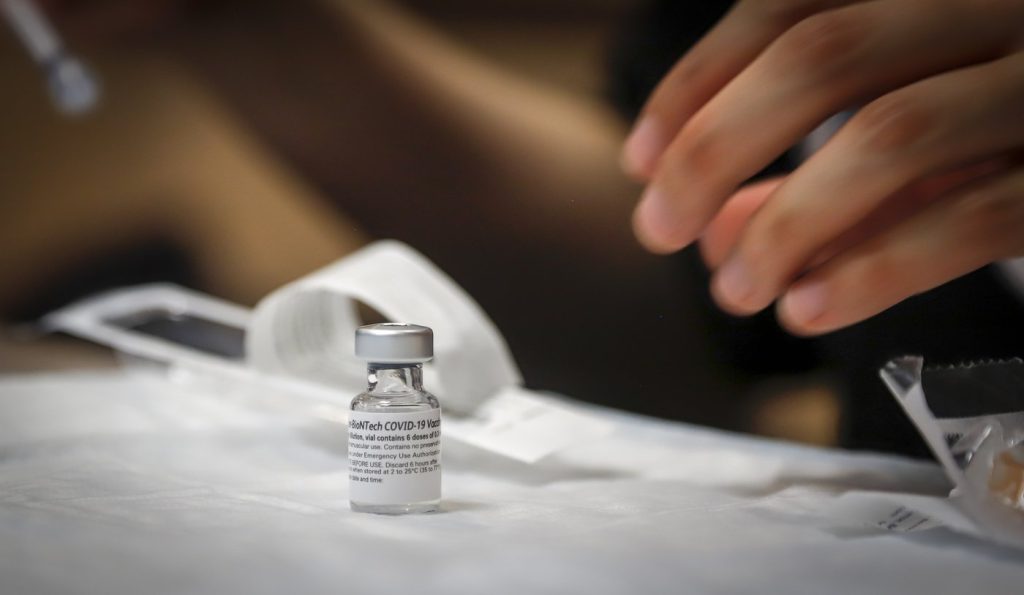 Alberta to Charge for COVID-19 Vaccines Starting Soon