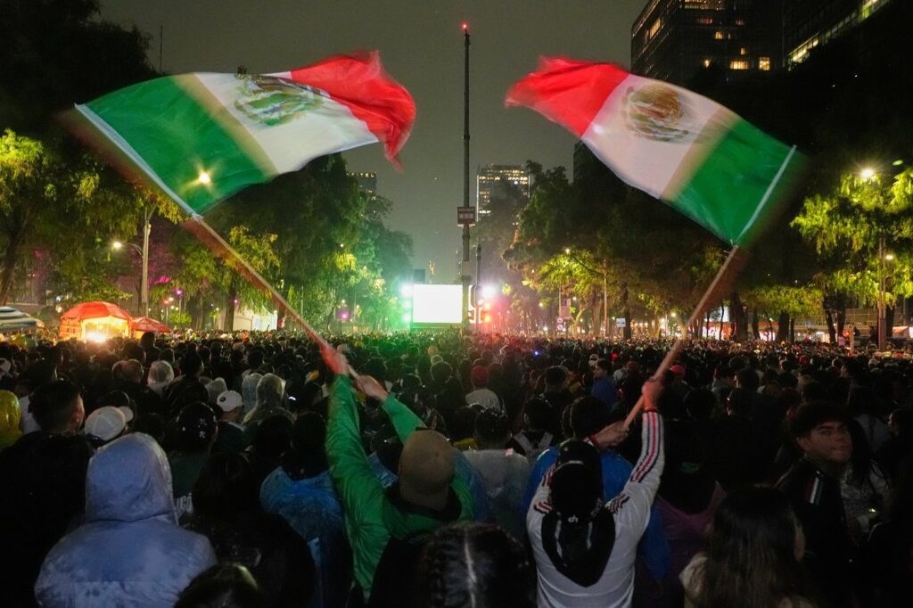 Four Dead in Mexico City Celebrations After World Cup Win