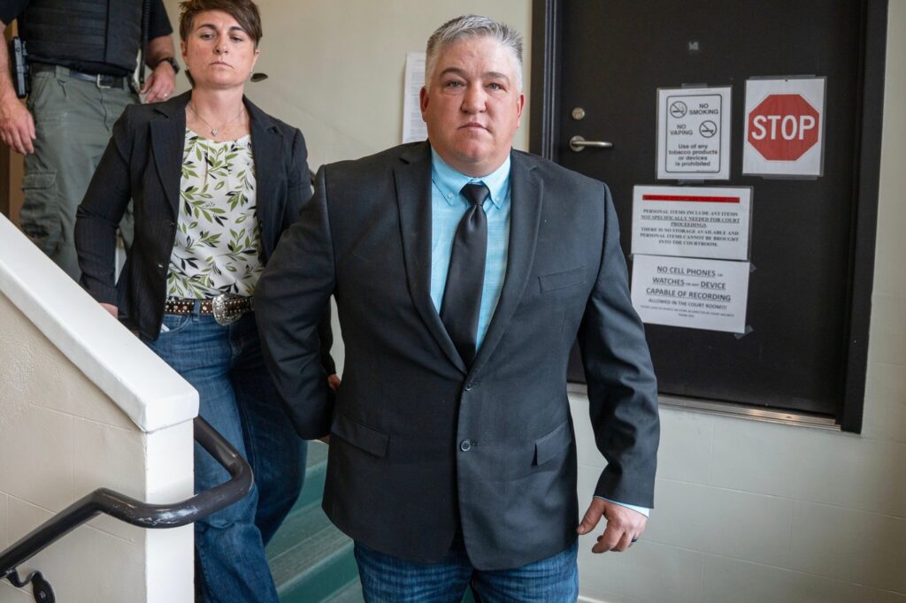 Man Sentenced for Cruelty to Wolf in Wyoming Bar