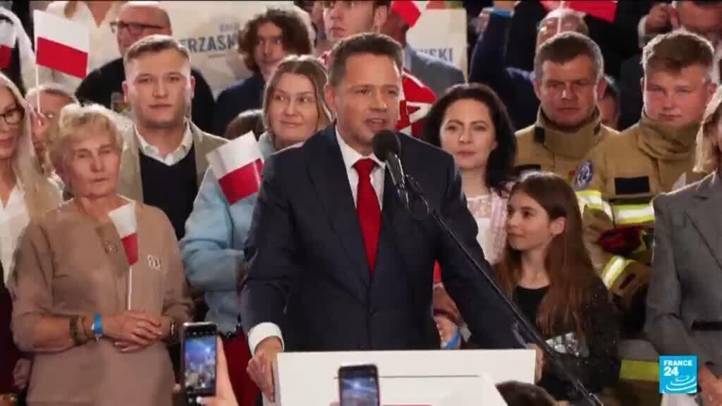 Trzaskowski Leads in Polish Presidential Election First Round