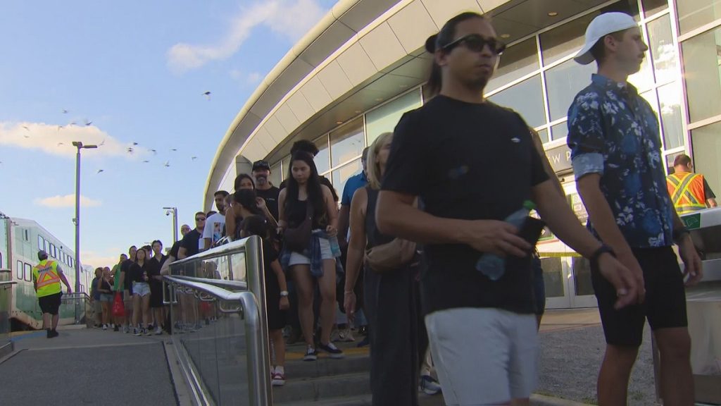 GO Transit Faces Backlash Over Coldplay Concert Service