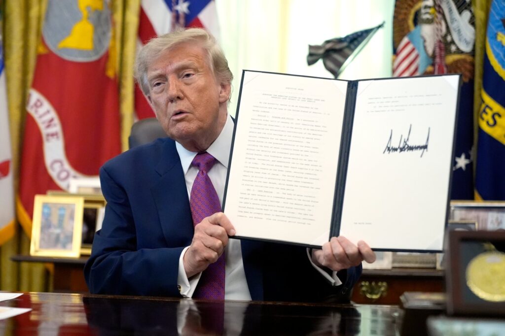 Indigenous Leaders Criticize Trump's Lake Renaming