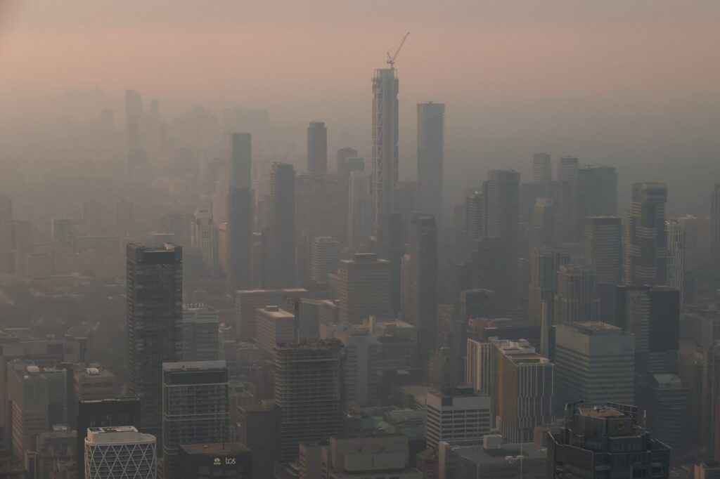 Toronto Resumes Outdoor Programs Amid Improving Air Quality