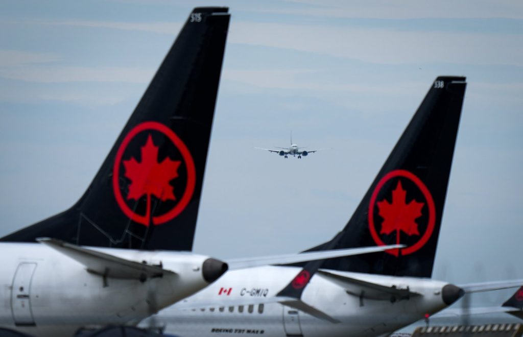 Air Canada Q3 Profit Plummets to $264 Million
