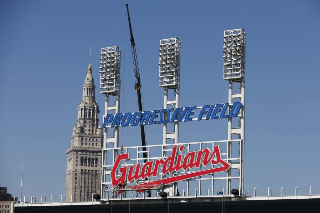 Trump Pushes for Redskins and Indians Name Returns