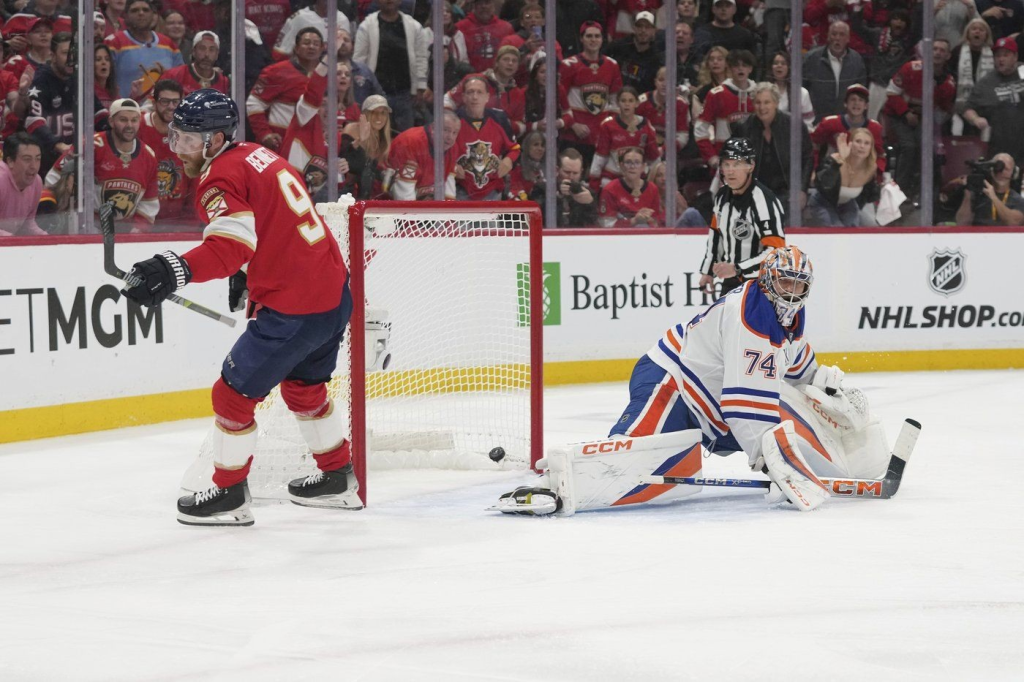 Panthers Dominate Oilers 6-1 in Game 3 Victory