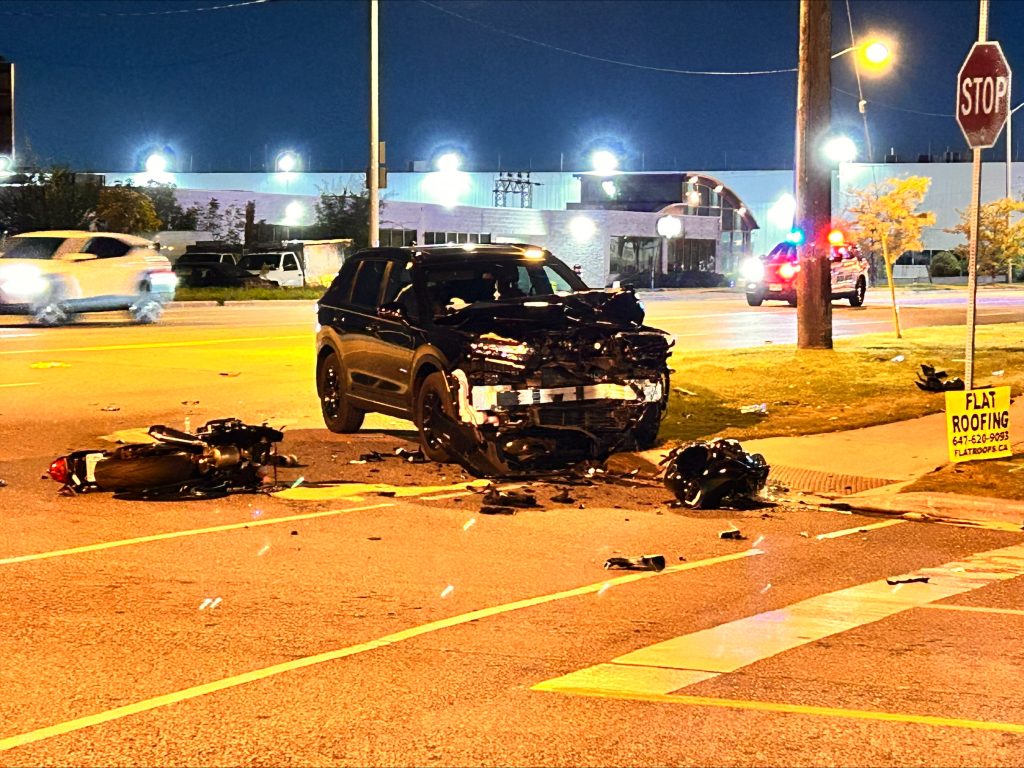 Motorcycle Crash in Etobicoke Leaves Two Hurt