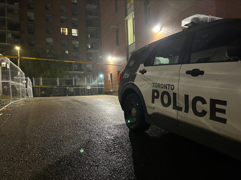 Stabbing in Moss Park: Victim in Serious Condition
