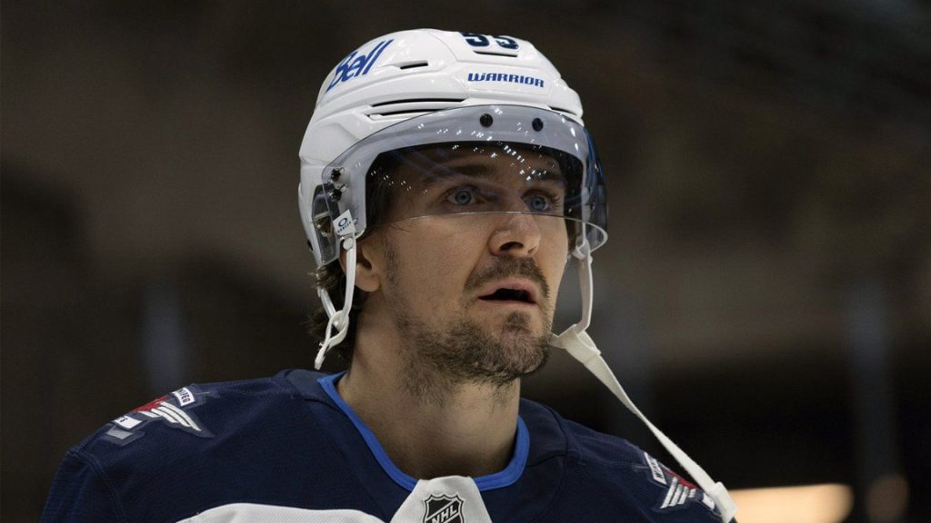 Jets Support Scheifele After Father's Sudden Passing